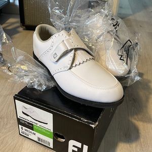 Foot Joy Greenjoy golf shoe